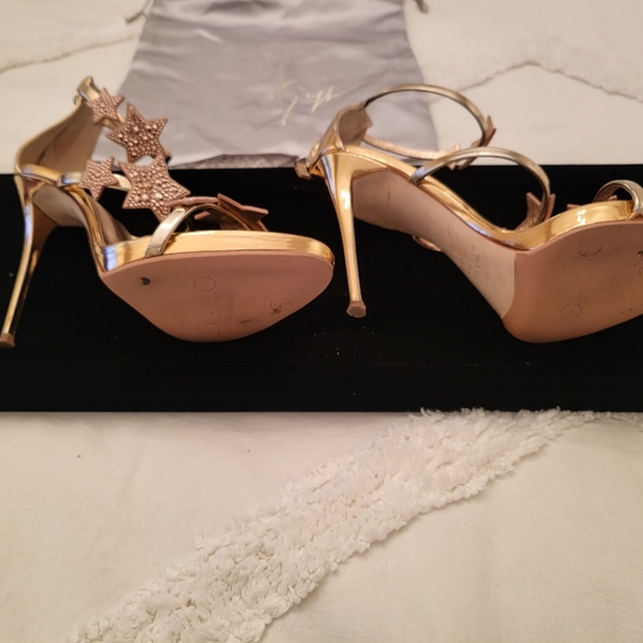 Giuseppe Zanotti Harmony Star Sandal (Rose Gold) - Picture 5 of 7